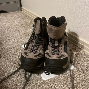 Vasque Hiking Shoes. Size 7.